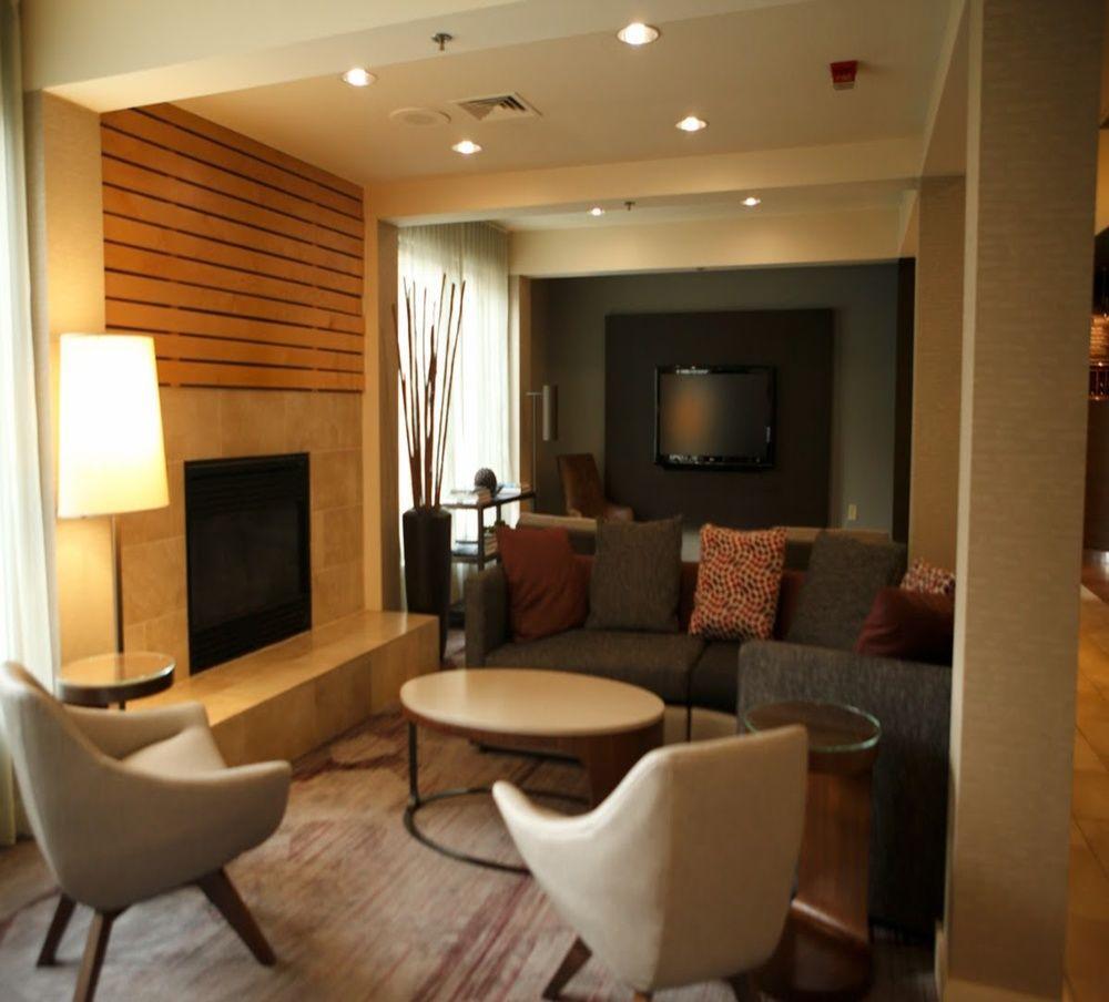 Отель Courtyard By Marriott New Haven Orange Экстерьер фото