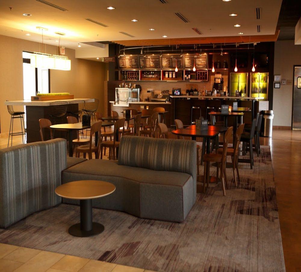 Отель Courtyard By Marriott New Haven Orange Экстерьер фото