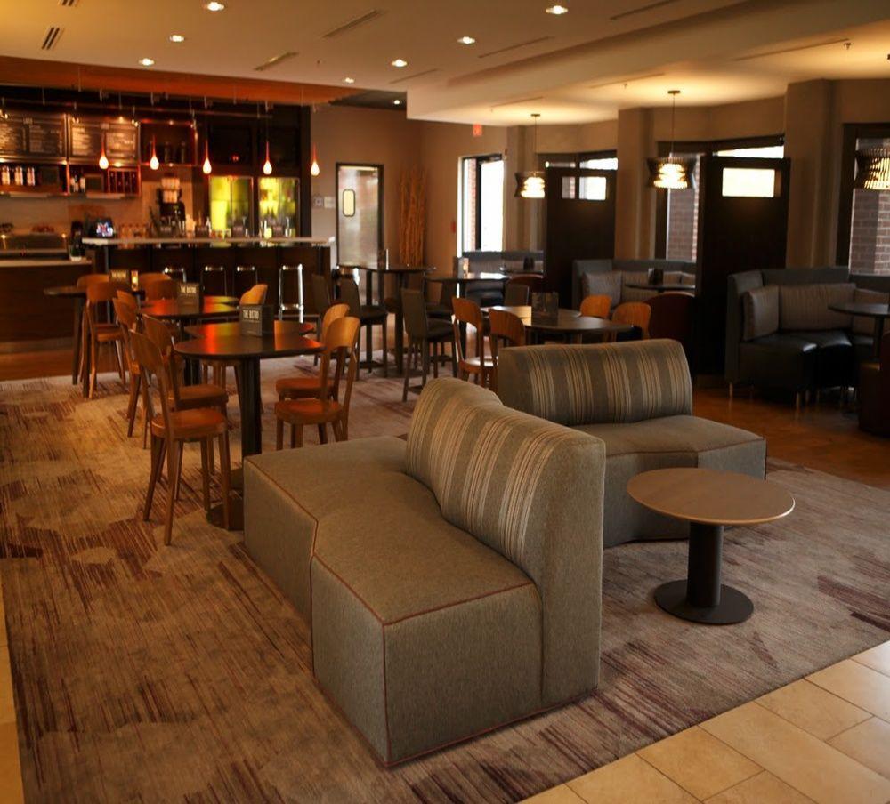 Отель Courtyard By Marriott New Haven Orange Экстерьер фото